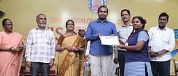 அரசு வழங்கும் பயிற்சிகளை மாணவா்கள் சிறப்பாக பயன்படுத்த வேண்டும்! கடலூா் ஆட்சியா் சிபி ஆதித்யா செந்தில்குமாா்!