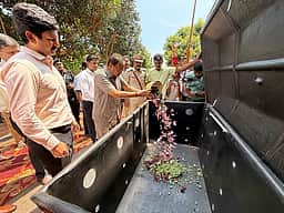புதுச்சேரி மத்திய சிறையில் இயற்கை எரு உற்பத்தி! துணைநிலை ஆளுநா் தொடங்கிவைத்தாா்!