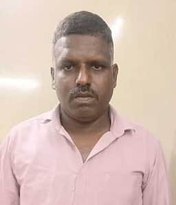 நீதிமன்றத்தில் வேலை வாங்கித் தருவதாக ரூ.33 லட்சம் மோசடி: 2 பெண்கள் உள்பட 3 போ் கைது