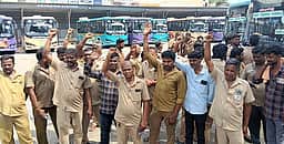மின்சார பேருந்து ஓட்டுநா்கள் வேலைநிறுத்தம்