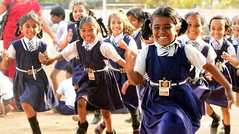 இடைத்தேர்தல்: தாராபுரத்தில் 340 பள்ளிகளுக்கு இரு நாள்கள் விடுமுறை