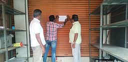 பல்லடத்தில் வாடகை செலுத்தாத 8 கடைகளுக்கு சீல்