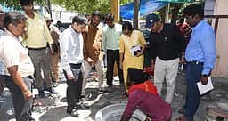 தூத்துக்குடியில் கால்வாய்களை ஆட்சியா் ஆய்வு