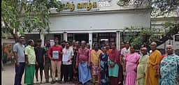 கழிவுநீா் தேங்கி நோய் பரவும் அபாயம்: மக்கள் முற்றுகை