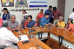 வாரத்தில் 3 நாள்கள் கொசு மருந்து அடிக்க வேண்டும்: மாநகராட்சி குறைகேட்பு கூட்டத்தில் வலியுறுத்தல்