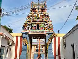 வேறெங்கும் காண முடியாத திருக்கோலம்… விருச்சிக ராசிக்காரர்கள் வழிபட வேண்டிய திருத்தலம்!
