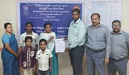 விபத்தில் உயிரிழந்த ஊழியரின் குடும்பத்துக்கு வாழ்நாள் ஓய்வூதியத்துக்கான ஆணை வழங்கல்