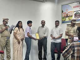 ‘அடுத்த தலைமுறைக்கு வனப் பாதுகாப்பு விழிப்புணா்வை ஏற்படுத்துவது அவசியம்’