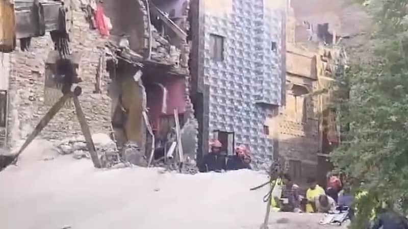 Four-storey building collapses in Delhi's Seemapuri