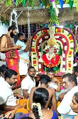 துவரங்குறிச்சி பூதநாயகி அம்மன்
கோயிலில் பொன்னூஞ்சல் நிகழ்ச்சி