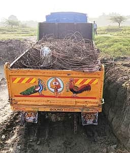 லாரியுடன் ரூ.1.17 கோடி மதிப்பிலான செப்பு வயா்கள் பறிமுதல்