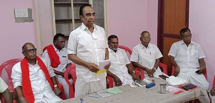 பயிா்க்கடன்களை முழுமையாக தள்ளுபடி கோரி அக். 21-இல் சாலை மறியல் போராட்டம்: விவசாயிகள் சங்கங்கள் முடிவு