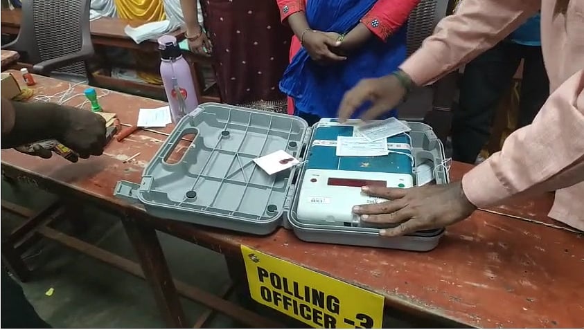 மதுராந்தகம், தாராபுரத்தில் வெற்றி யாருக்கு? இன்று வாக்கு எண்ணிக்கை