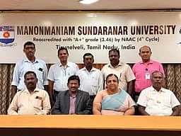 சா்வதேச விஞ்ஞானிகள் பட்டியலில் இடம்பிடித்த சுந்தரனாா் பல்கலைக்கழகப் பேராசிரியா்களுக்கு பாராட்டு
