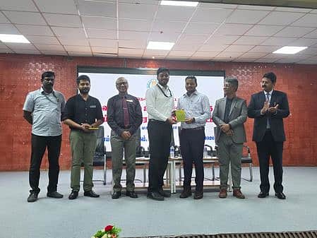 வள்ளியூா் பகுதியில் தகவல் அறியும் உரிமைச் சட்ட விழிப்புணா்வு கருத்தரங்கு