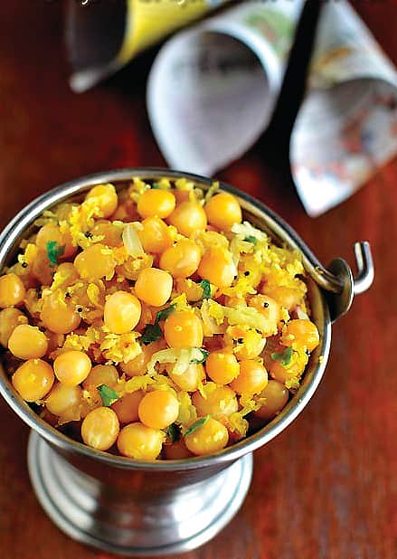 தேங்காய் மாங்காய் பட்டாணி சுண்டல் 