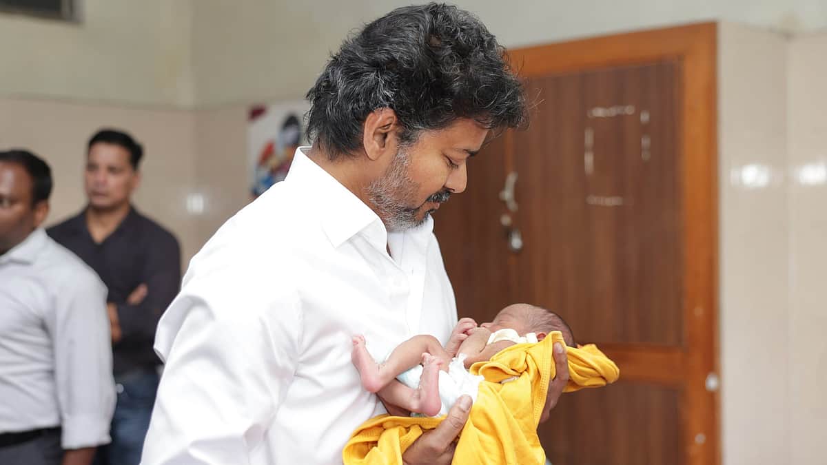 பூவுலகின் அழகான கவிதைகள்: சர்வதேச பெண் குழந்தை நாளுக்கு முதல்வர் வாழ்த்து!
