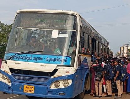 வெற்றிப் பயணத் திட்டத்தால் அதிகரிக்கும் கூட்ட நெரிசல்! பாவூா்சத்திரத்தில் நின்று செல்லுமா ஒன்- டூ- ஒன் பேருந்துகள்! 