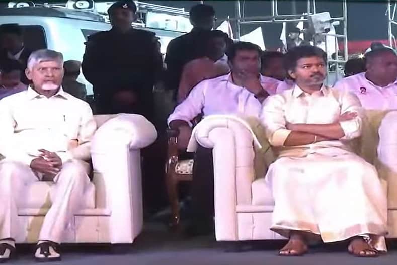ஆந்திரத்தில் நவராத்திரி விழா! சந்திரபாபு நாயுடுவுடன் பங்கேற்ற முதல்வர் விஜய்!