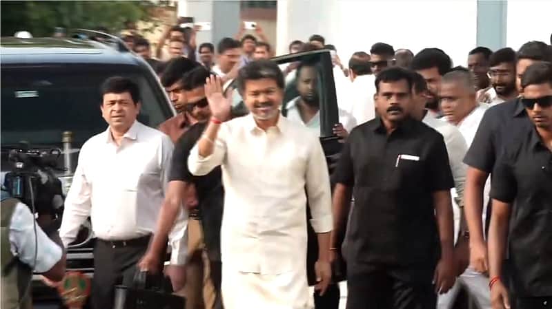CM vijay reached vijayawada to meet andra pradesh CM chandra babu naidu