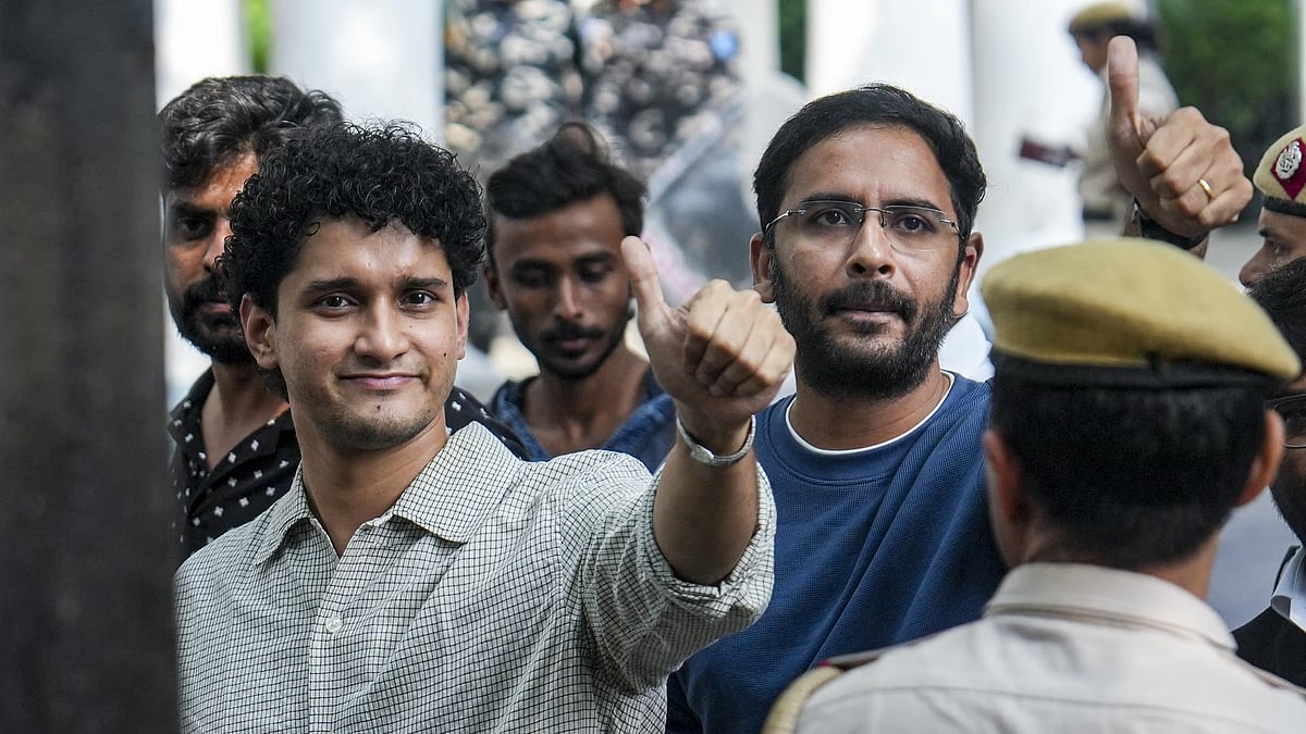 திகார் சிறையில் சௌரவ் தாஸ், அஷுதோஷ் ரங்காவுக்கு 5 நாள்கள் நீதிமன்றக் காவல்!