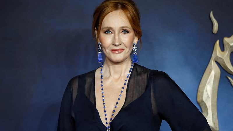 British author and screenwriter J.K. Rowling poses upon arrival to attend the UK premiere of the film 'Fantastic Beasts: The Crimes of Grindelwald' in London on November 13, 2018. (Photo by Tolga AKMEN / AFP)