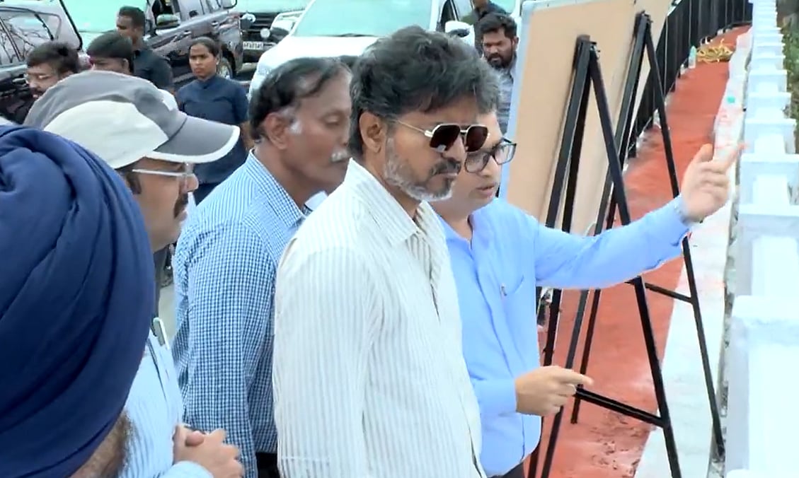 சென்னையில் மழைநீர் வடிகால் பணிகள் குறித்து முதல்வர் விஜய் ஆய்வு!