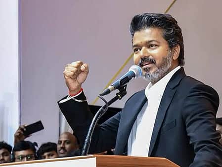 ஆடம்பரத்திற்காக கடன் வாங்கினால் பெரும் நிதி நெருக்கடியில் தள்ளும்! முதல்வர் விஜய் 