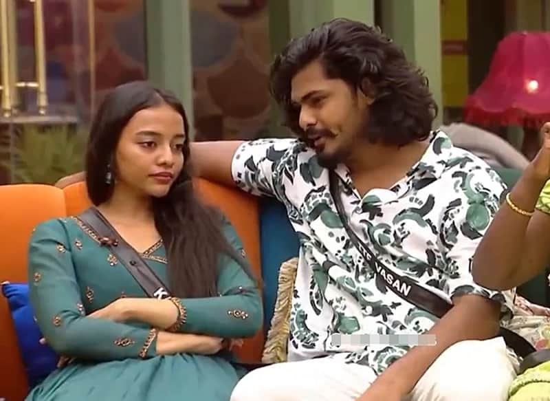 Bigg boss 10 tamil Karisma