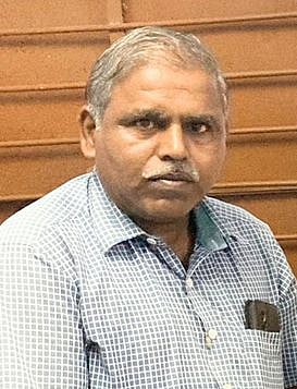சண்முகம்.