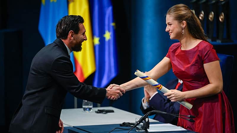 Spain's Princess Leonor shakes hands with Argentine football legend Lionel Messi as she awards him the 2026 Princess of Asturias Award for Sport during the 2026 Princess of Asturias Awards ceremony at the Campoamor theatre in Oviedo on October 23, 2026. (Photo by ANDER GILLENEA / AFP)