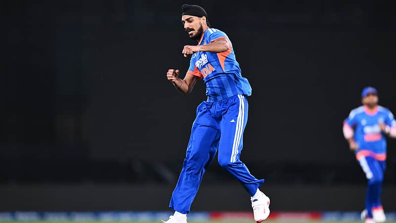India's Arshdeep Singh celebrates the wicket of New Zealand's Tim Seifert during the second T20 cricket international between New Zealand and India in Christchurch, New Zealand, Saturday, Oct. 24, 2026. AP/PTI(AP10_24_2026_000090B)