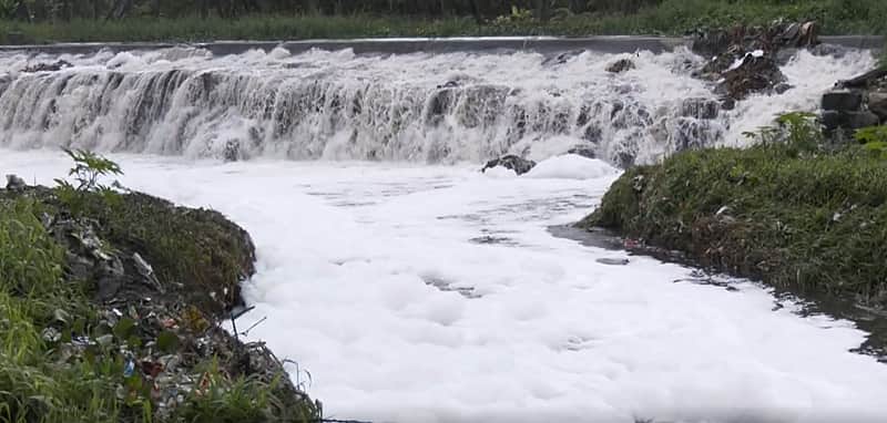 Flooding with foam in Thirumanimuthar