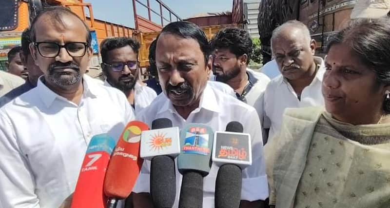 அமைச்சர்கள்