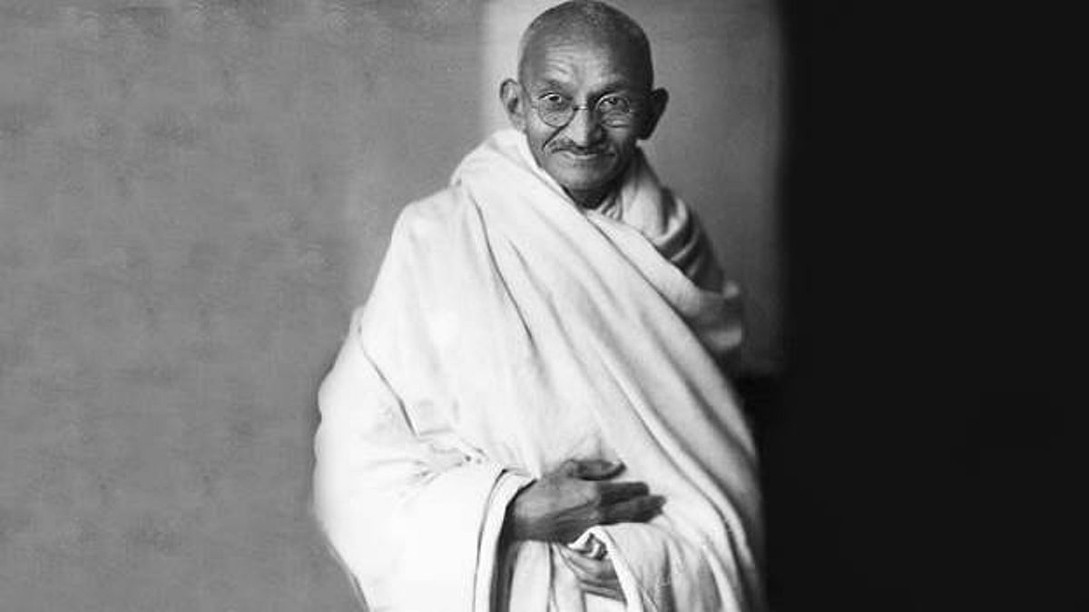 மகாத்மா காந்தி வாசகர் கவிதை பகுதி 2