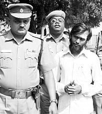 கோவையில் இரட்டைக் கொலை: மனோகரனுக்கு தூக்கு தண்டனை