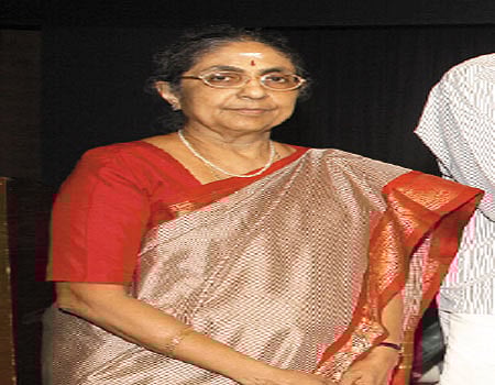 ஆசிரியரே வாசிக்கும் நாவல்!