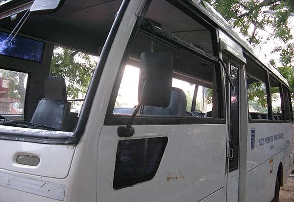 ஸ்ரீவில்லிபுத்தூரில் மேலும் 3 பஸ்கள் உடைப்பு: தொடர்ந்து பதற்றம்