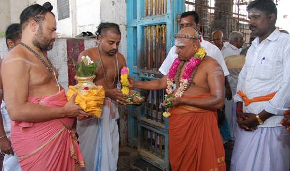 உலக நன்மை வேண்டி திருவாவடுதுறை ஆதீனம் ஆன்மிக பயணம்