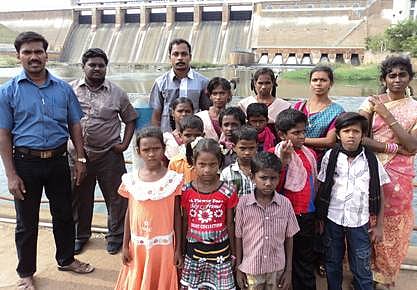 இடைநின்ற மாணவர்களுக்கான கல்வி சுற்றுலா