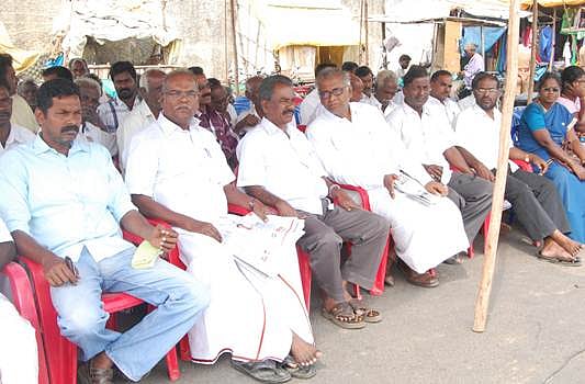 வீராணத்திலிருந்து பாசனத்திற்கு நீர் திறந்து விடும் வரை தொடர் உண்ணாவிரதம்: எம்.எல்.ஏ. பாலகிருஷ்ணன்