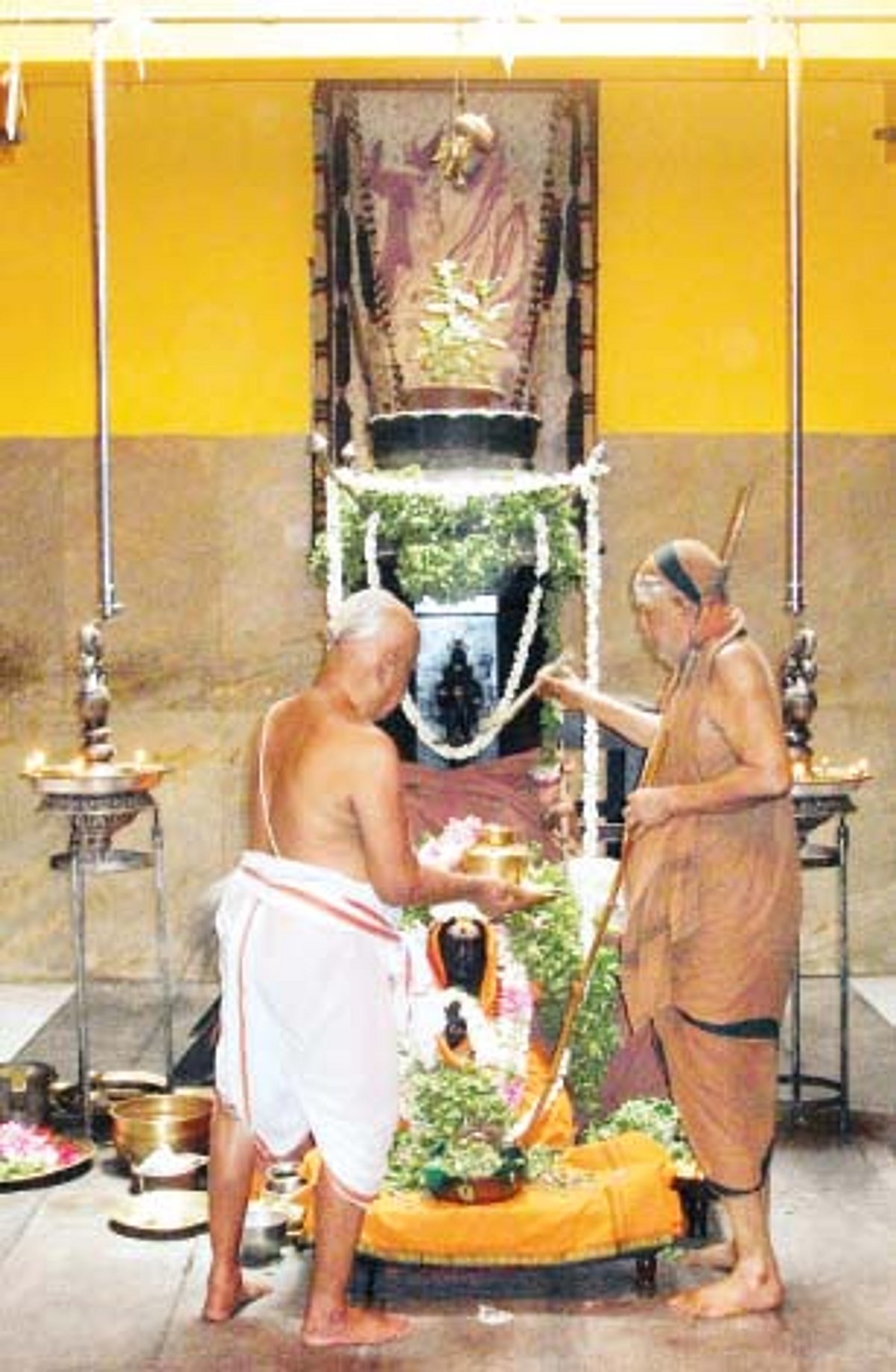 சிவத் தொண்டில் ஆஸ்திரேலிய ஓவியர்!