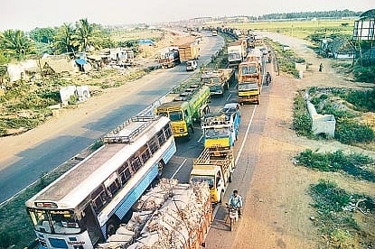 திறக்கப்படுமா காரனோடை புதிய பாலம்?