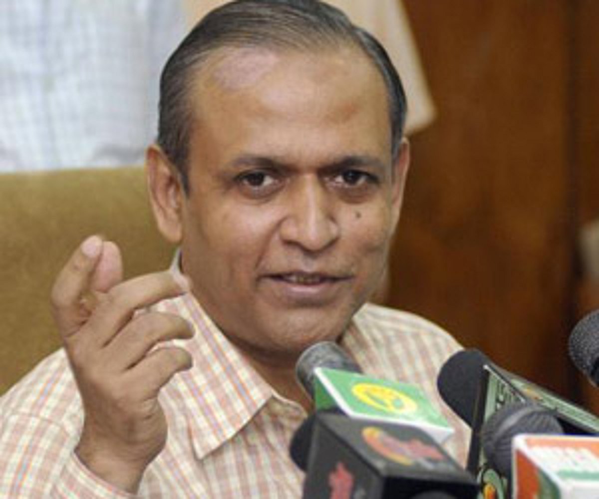 தயாராக இருந்தும் தரமுடியாத நிலை: புதிய ரேஷன் அட்டைக்கு நீடிக்கிறது தடை