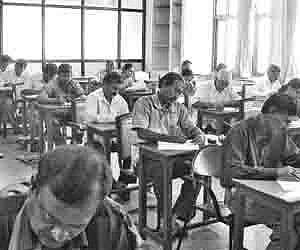 மீண்டும் எழுத்துத் தேர்வு முறையை டி.ஆர்.பி. பின்பற்றுமா?