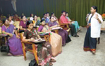 மருத்துவம்: புற்றுக்குப் பால் வார்க்கும் புகையிலை!