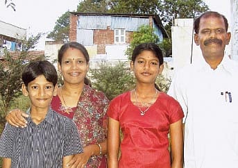 விழிப்புணர்வு: திருப்பூர் முதல் பாரீஸ் வரை!