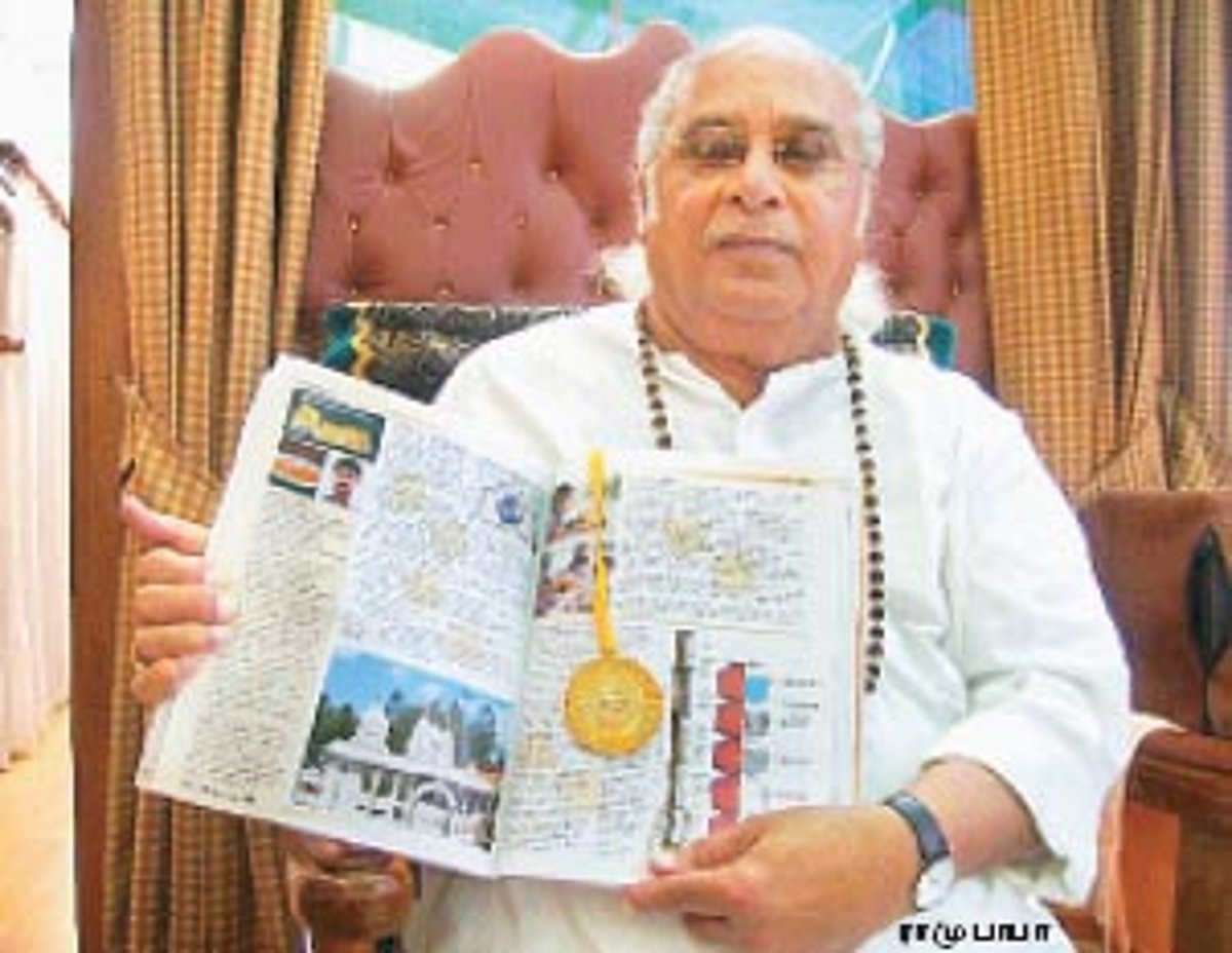 நல்லிணக்கம்: சிலுவை...ஓம்...பிறை!