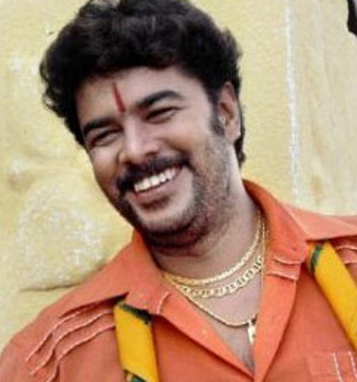 பாடுவது சிரமம்!