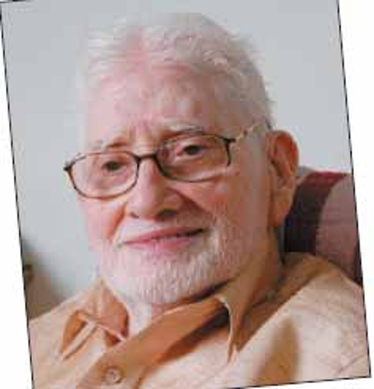 சேவை: ஊருக்கு உழைக்கும் டாக்டர்!